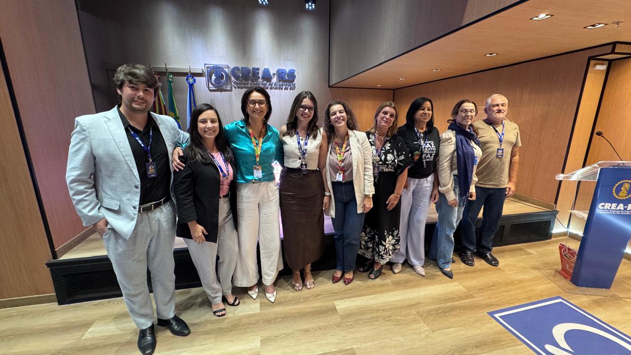 Uma parceria institucional